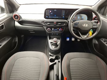 Used Hyundai i10 2024 for sale - 76212622: Photo 2