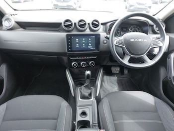 Used Dacia Duster 2024 for sale - 78595648: Photo