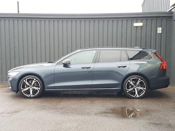 Used Volvo V60 2025 for sale - 77657237: Photo