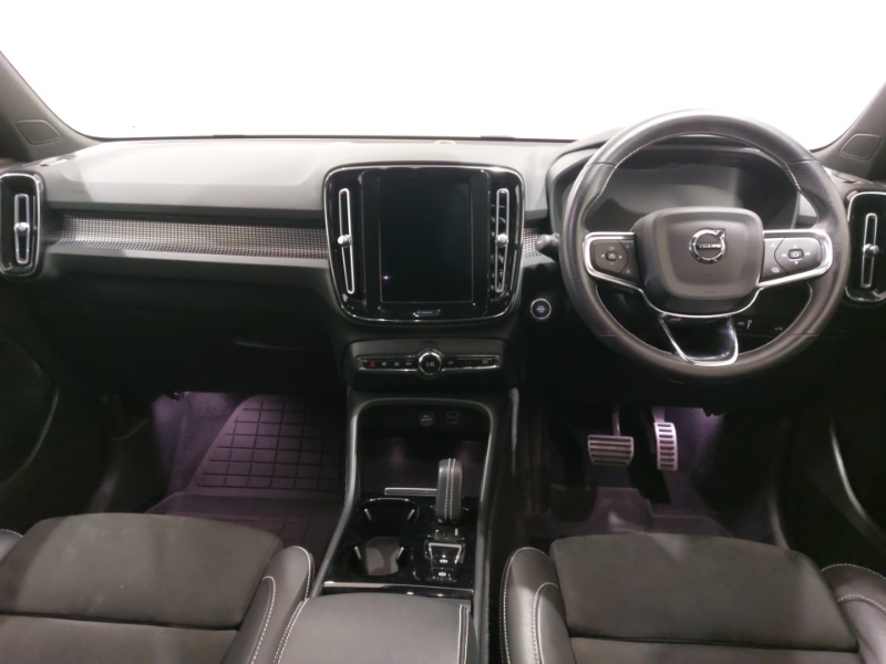 Used Volvo XC40 2021 for sale - 76721291: Photo 2