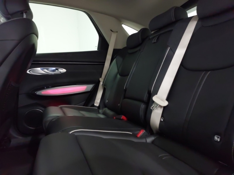 Used Genesis GV70 2023 for sale - 77439127: Photo 6