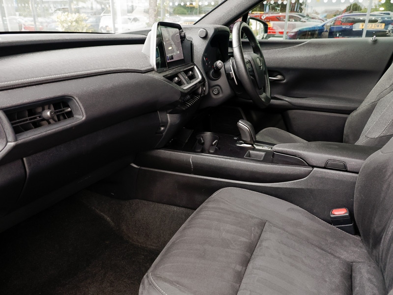 Used Lexus UX 2024 for sale - 76695497: Photo 5