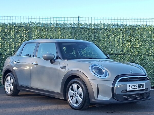Used MINI Hatch 2022 for sale - 76237716: Photo 1