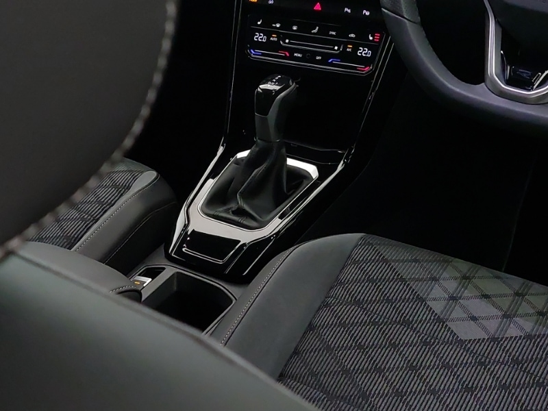 Used Volkswagen T-Roc 2025 for sale - 77066187: Photo 11