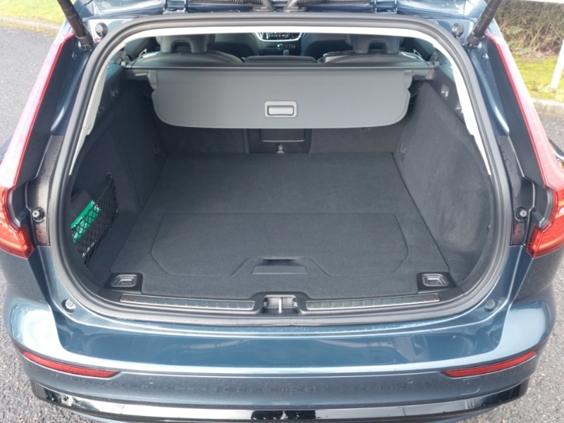 Used Volvo V60 2025 for sale - 77907038: Photo 8