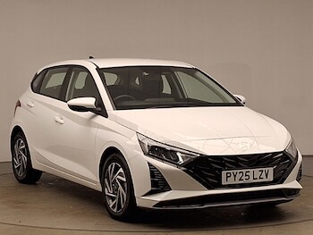 Used Hyundai i20 2025 for sale - 76497809: Photo