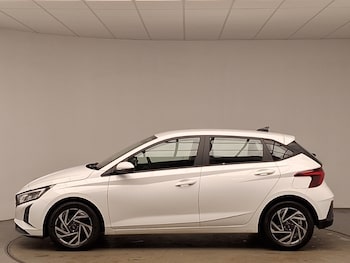 Used Hyundai i20 2025 for sale - 76497809: Photo