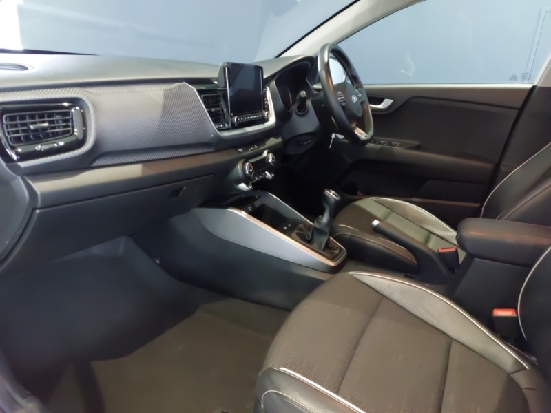 Used Kia Stonic 2021 for sale - 76471919: Photo 5