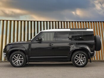 Used Land Rover Defender 2022 for sale - 75920683: Photo