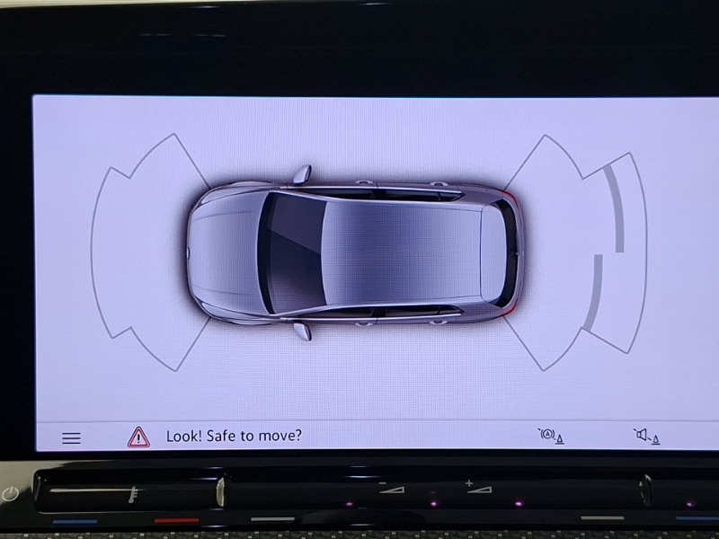 Used Volkswagen Golf 2023 for sale - 78127123: Photo 11