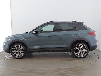 Used Volkswagen T-Roc 2025 for sale - 78274995: Photo