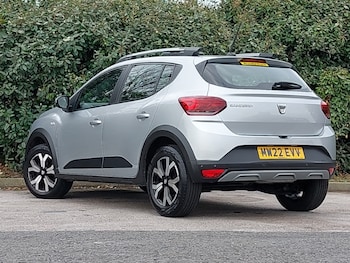 Used Dacia Sandero Stepway 2022 for sale - 76451422: Photo