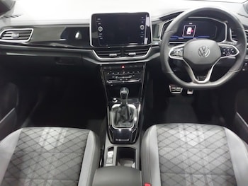 Used Volkswagen T-Roc 2022 for sale - 77949020: Photo