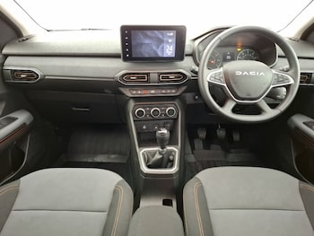 Used Dacia Sandero Stepway 2024 for sale - 76864998: Photo