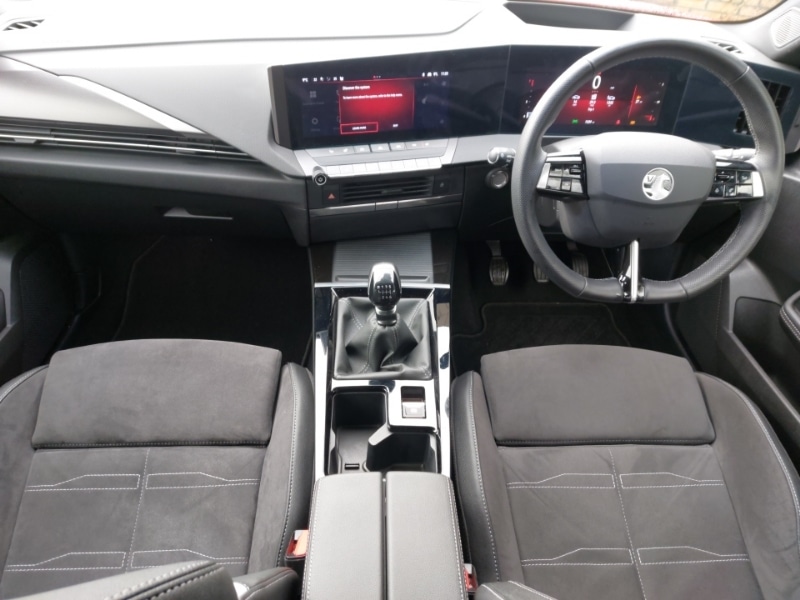 Used Vauxhall Astra 2024 for sale - 77039505: Photo 2