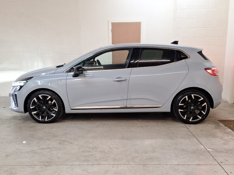 Used Renault Clio 2024 for sale - 78071459: Photo 4