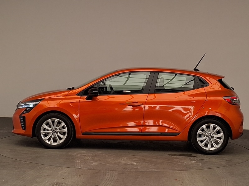 Used Renault Clio 2025 for sale - 77500124: Photo 4