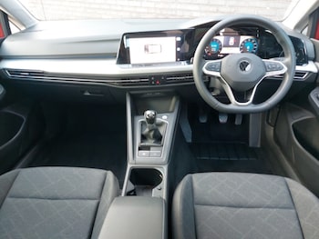 Used Volkswagen Golf 2022 for sale - 76321150: Photo 2