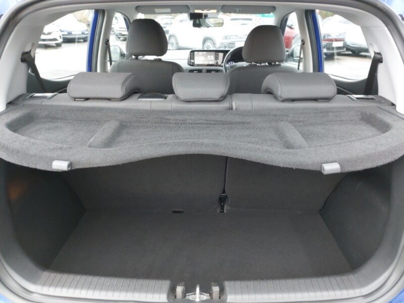 Used Hyundai i10 2023 for sale - 77312031: Photo 8