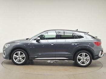 Used Audi Q3 2024 for sale - 79342679: Photo