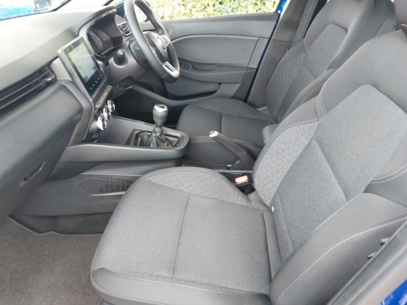 Used Renault Clio 2023 for sale - 76465618: Photo 5