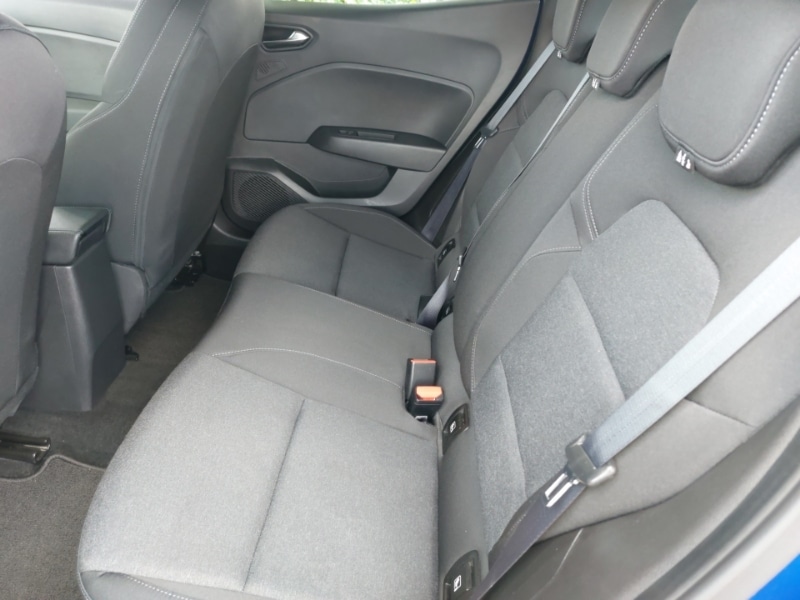 Used Renault Clio 2023 for sale - 76465618: Photo 6