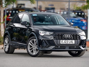 Audi - Q3
