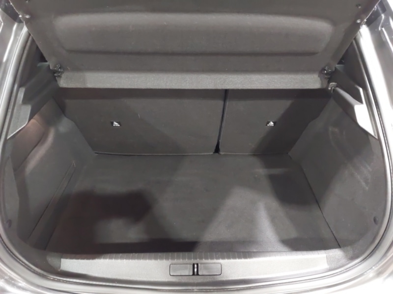 Used Peugeot 208 2022 for sale - 77325461: Photo 8