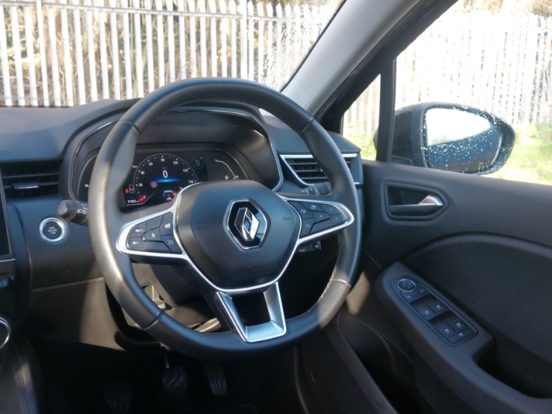Used Renault Clio 2023 for sale - 76837875: Photo 10
