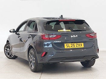 Used Kia Ceed 2025 for sale - 76325158: Photo 3