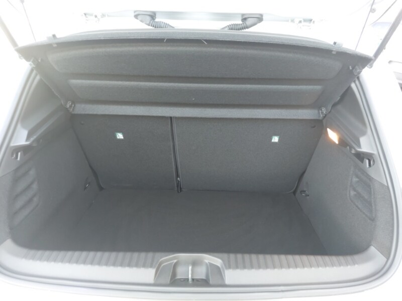 Used Renault Clio 2023 for sale - 77949408: Photo 8