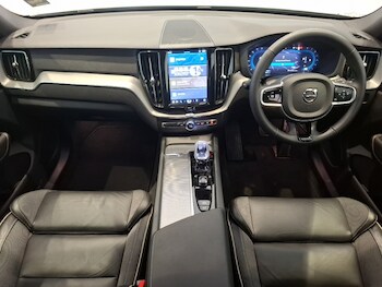 Used Volvo XC60 2024 for sale - 77347756: Photo