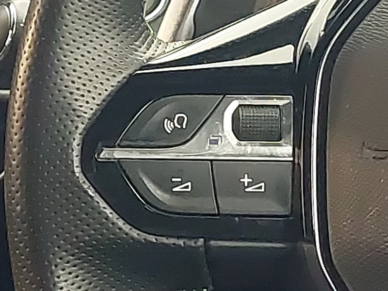 Used Peugeot 208 2023 for sale - 77875165: Photo 10