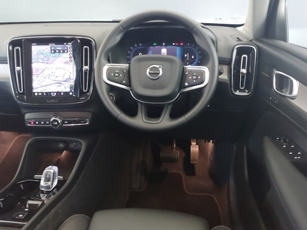 Used Volvo XC40 2024 for sale - 76328709: Photo 7