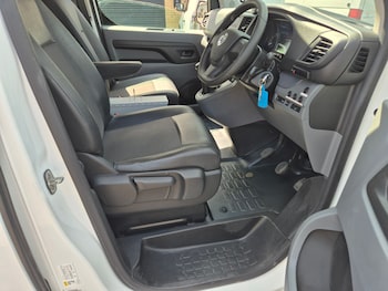 Used Vauxhall Vivaro 2019 for sale - 79262329: Photo