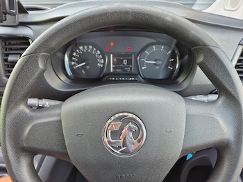 Used Vauxhall Vivaro 2019 for sale - 79262329: Photo