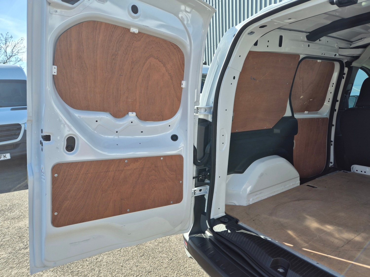 Used Nissan Other 2023 for sale - 77930462: Photo 13