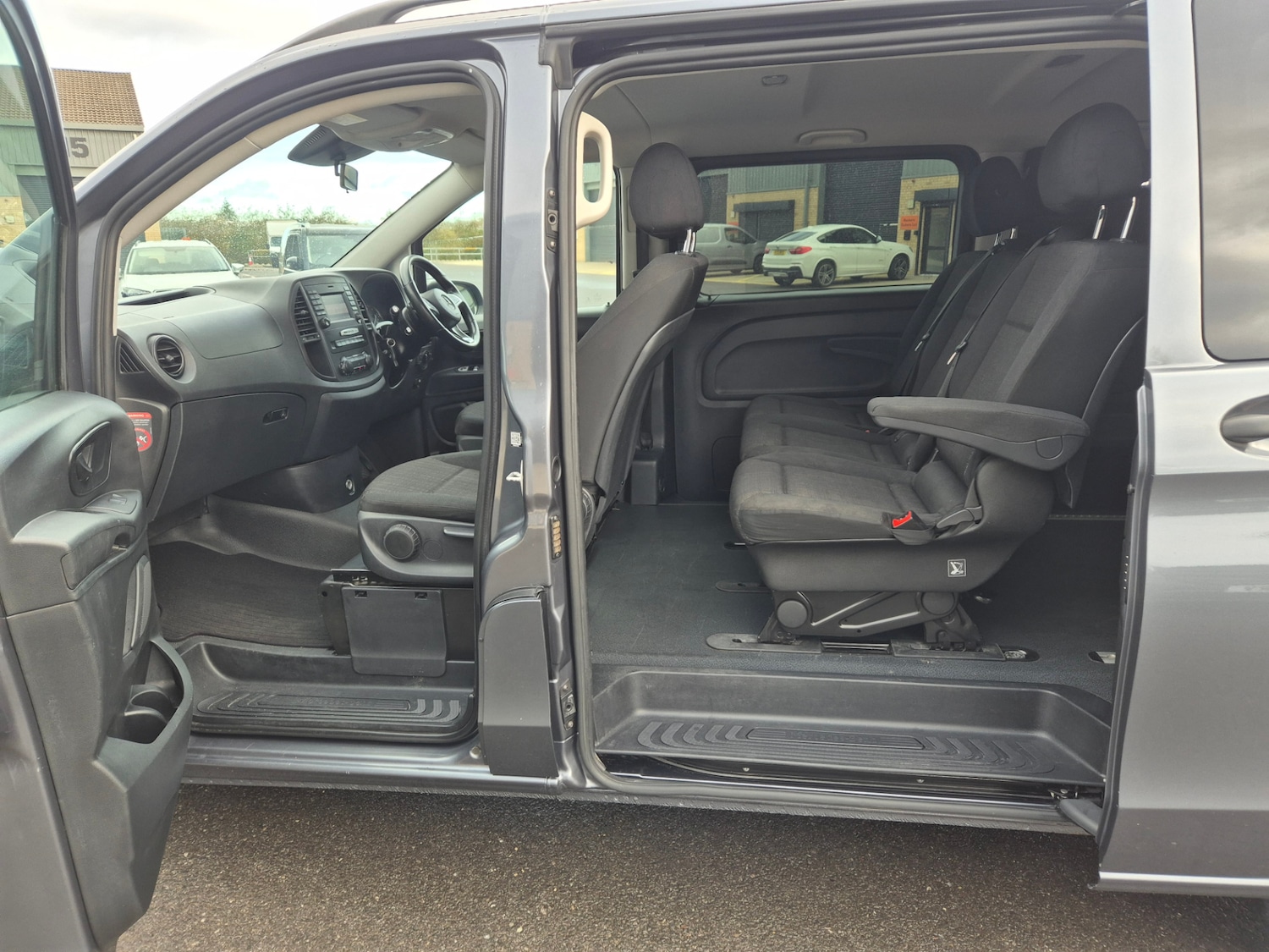 Used Mercedes-Benz Vito 2015 for sale - 76382713: Photo 15