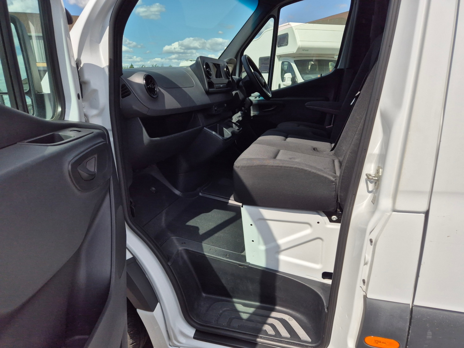 Used Mercedes-Benz Sprinter 2021 for sale - 76555235: Photo 17