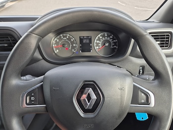 Used Renault Master 2021 for sale - 75580721: Photo