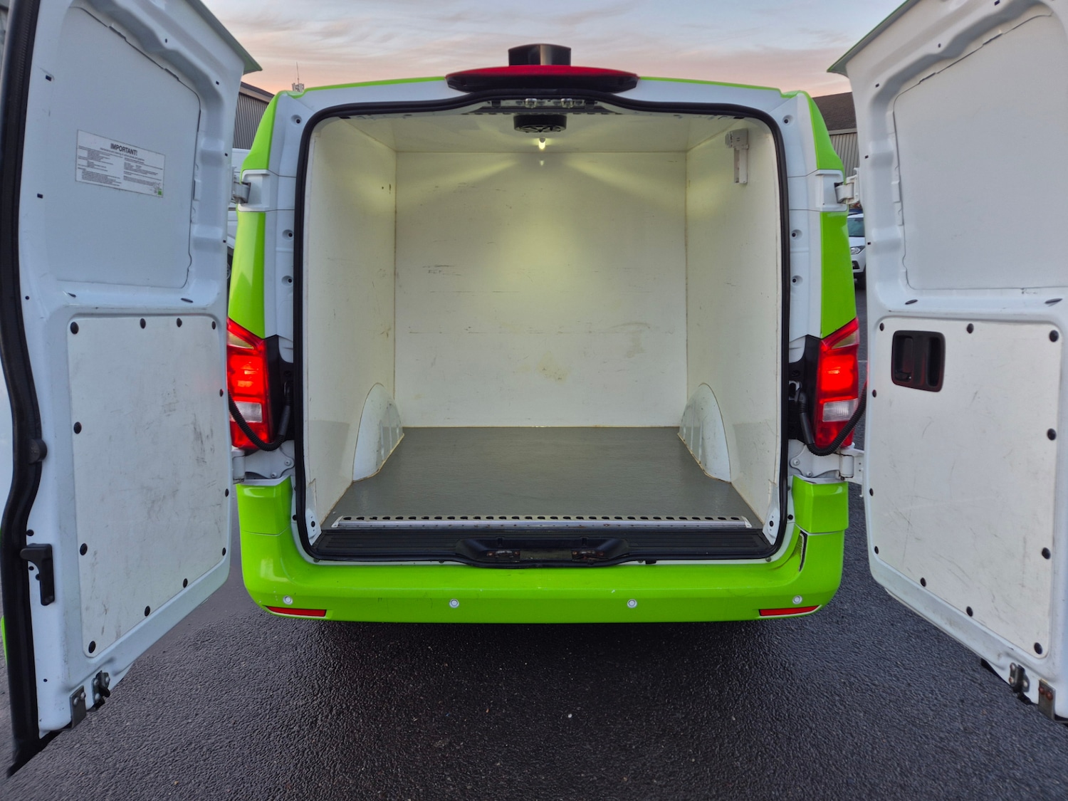 Used Mercedes-Benz Vito 2020 for sale - 76969280: Photo 12