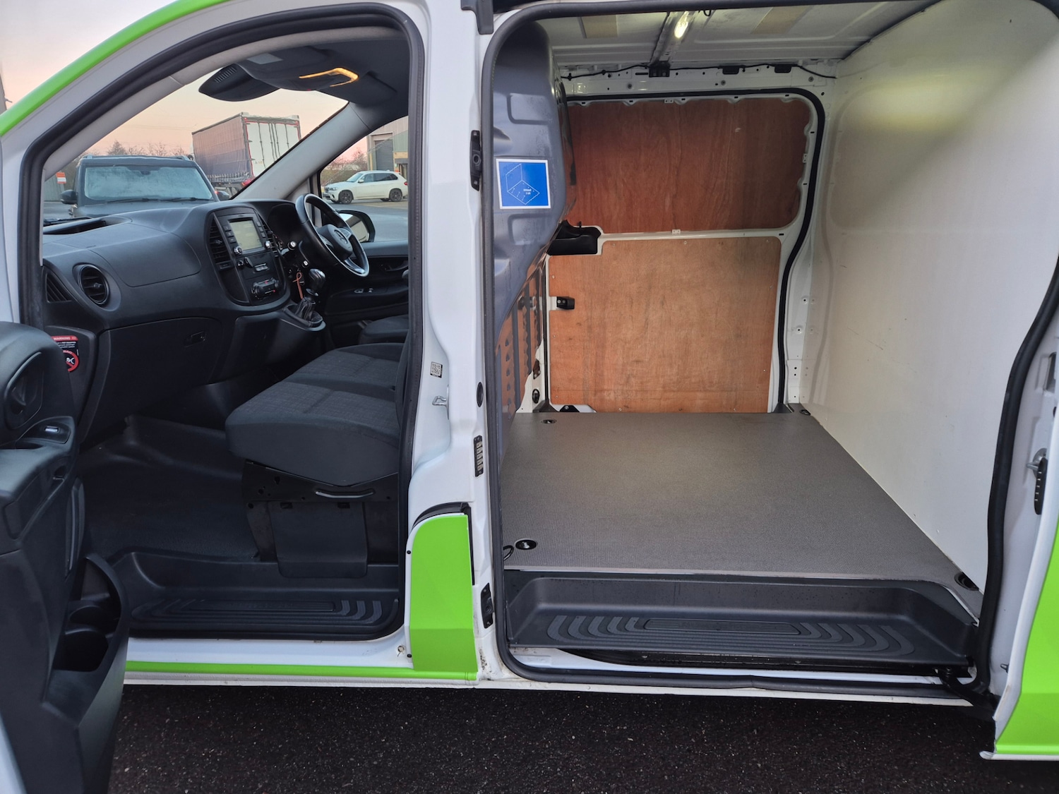 Used Mercedes-Benz Vito 2020 for sale - 76969280: Photo 15