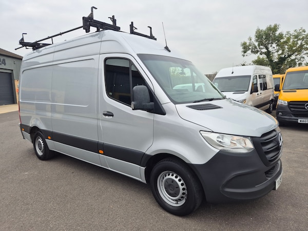 Used Mercedes-Benz Sprinter 2019 for sale - 76300693: Photo 1