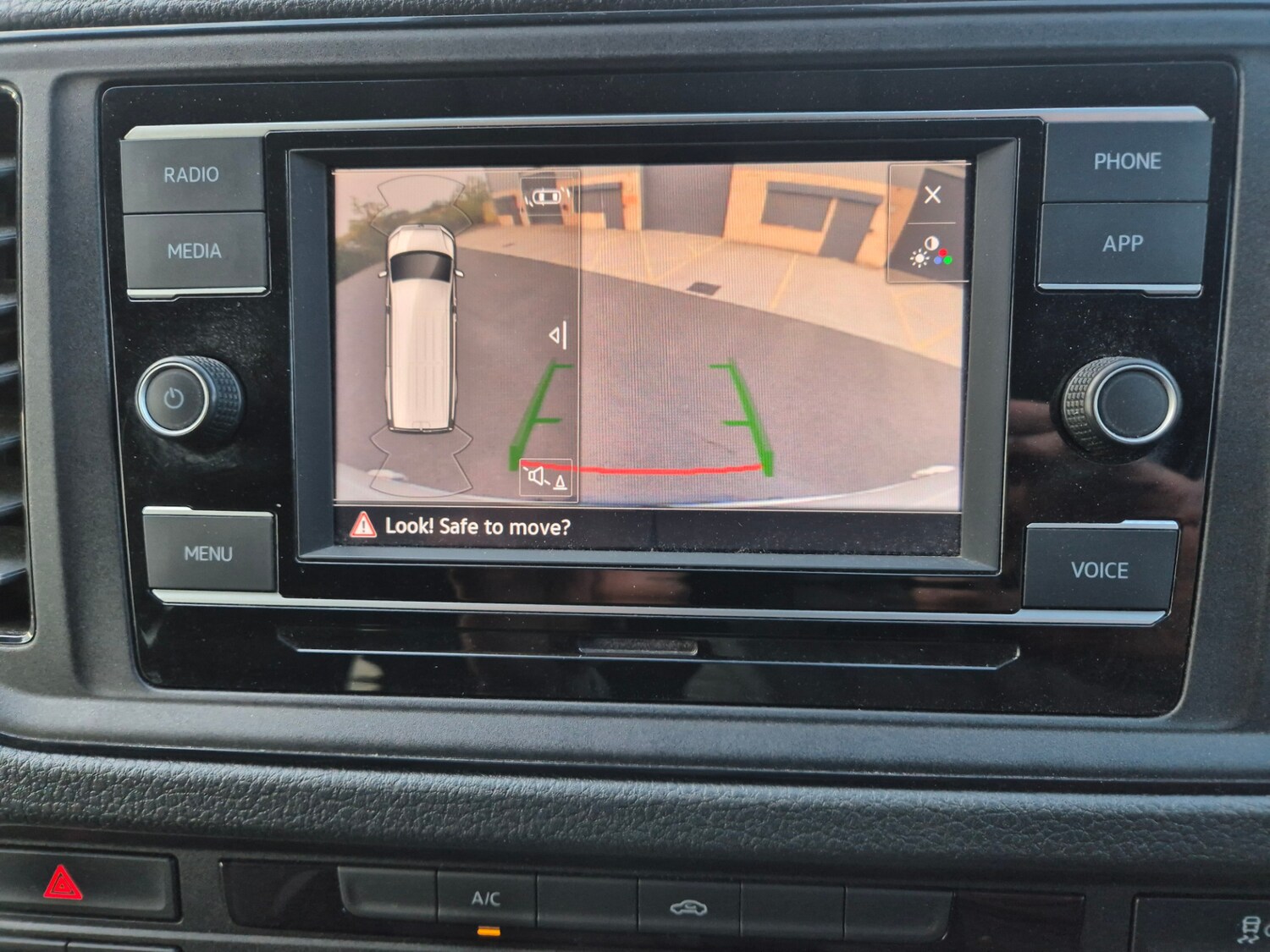 Used Volkswagen Crafter 2024 for sale - 76351996: Photo 6