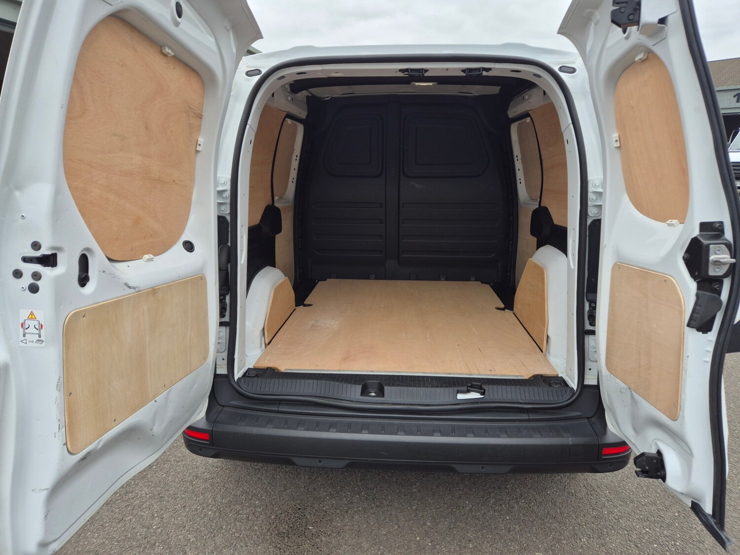 Used Renault Kangoo 2023 for sale - 78093019: Photo 13