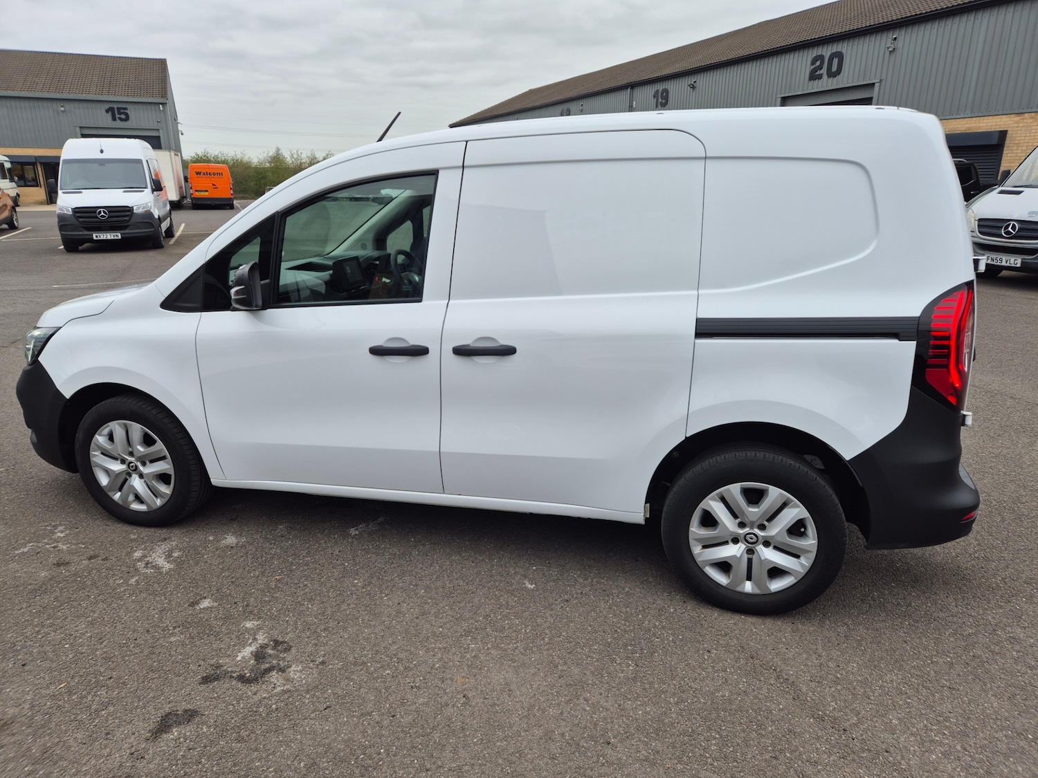 Used Renault Kangoo 2023 for sale - 78093019: Photo 15