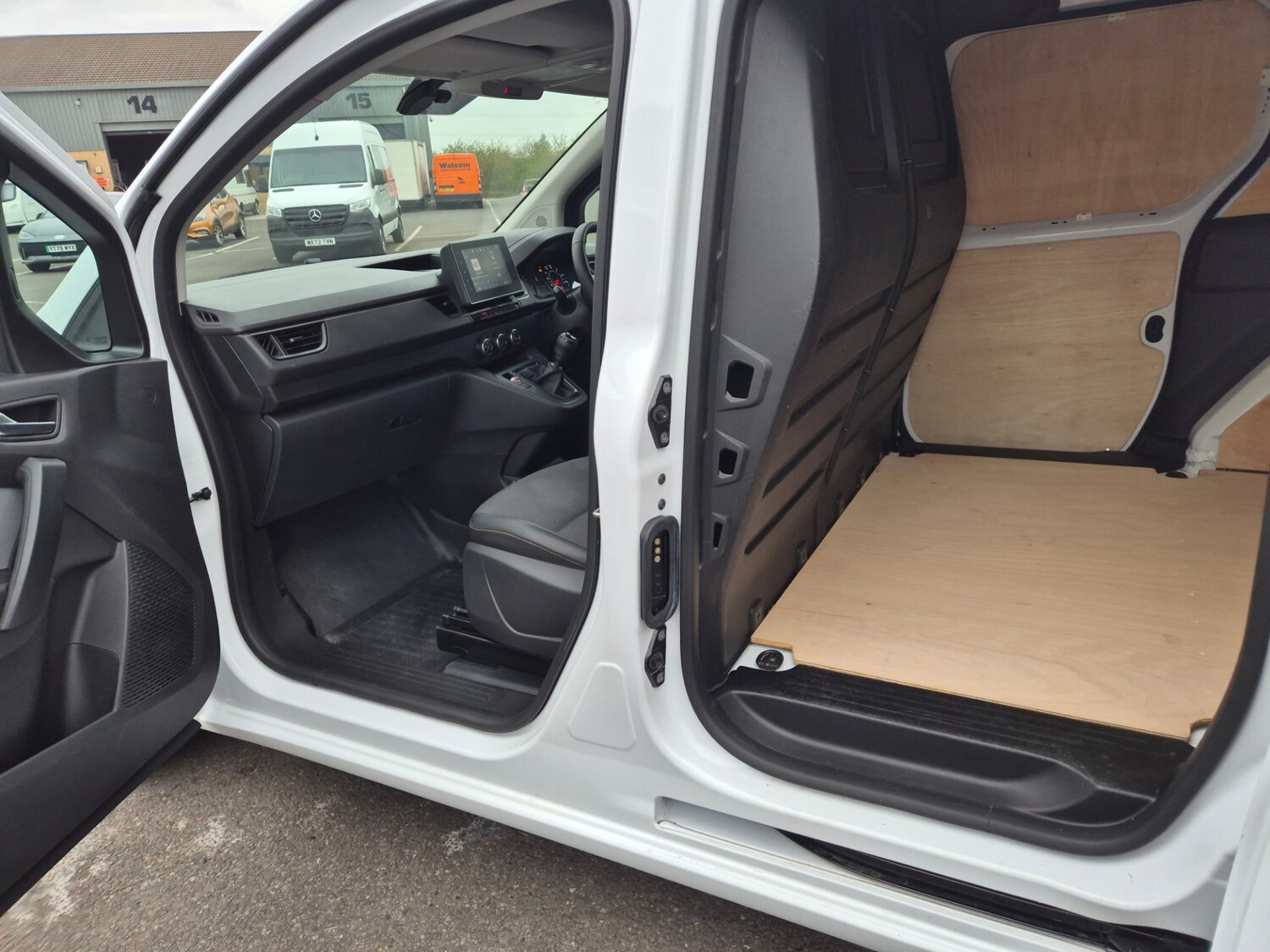 Used Renault Kangoo 2023 for sale - 78093019: Photo 16