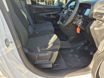 Used Citroen Berlingo 2024 for sale - 78025161: Photo