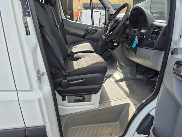 Used Mercedes-Benz Sprinter 2018 for sale - 73489324: Photo 2