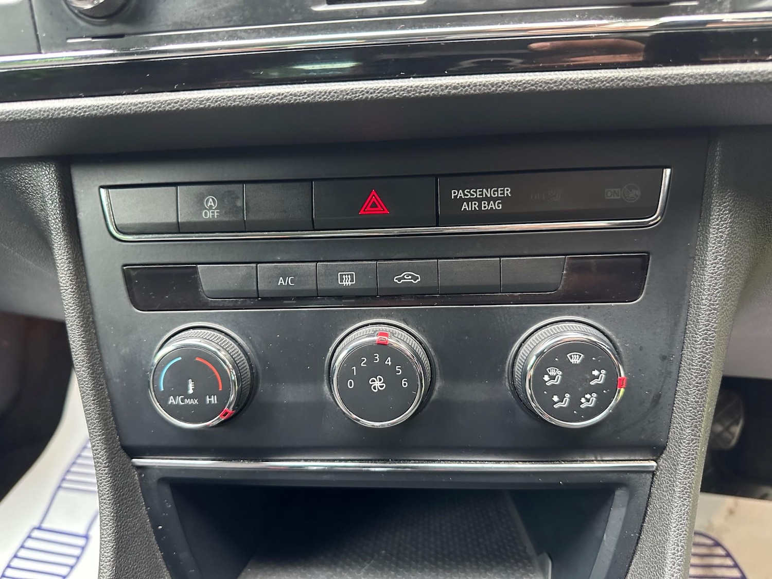 Used SEAT Leon for sale - 76523297: Photo 30